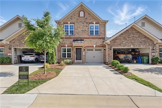 102 Saint Francis Dr, Gibsonville, NC 27249