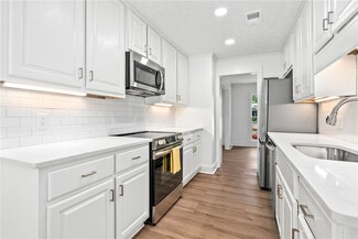 322 Cricket Ln, Auburn, AL 36832