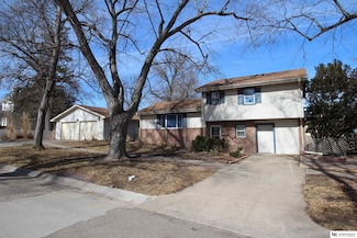 506 W 1st St, Wilber, NE 68465