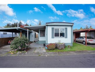 4882 Lancaster Dr NE Unit 7, Salem, OR 97305