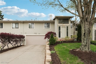 7163 N Excaliber Dr, Painesville, OH 44077