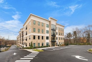 5545 Park Ave Unit 207, Fairfield, CT 06825