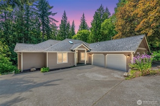 3204 30th St, Bellingham, WA 98225