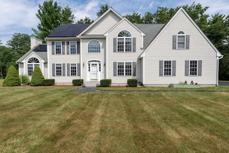 179 Windsor Dr, Auburn, NH 03032