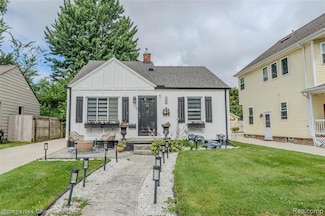 1328 Mclean Ave, Royal Oak, MI 48067