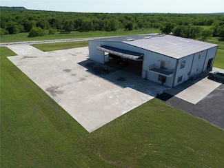 108 Barham Ln, Bridgeport, TX 76426