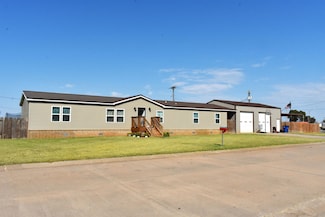1603 Kimberly Dr, Cherokee, OK 73728
