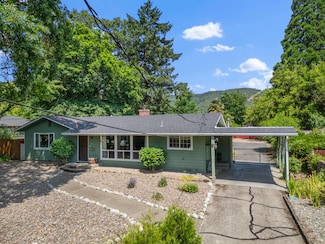 1345 NW Washington Blvd, Grants Pass, OR 97526