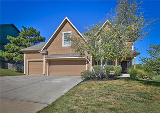 20806 W 48th St, Shawnee, KS 66218