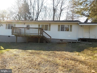 84 Heavenwood Ln, Harpers Ferry, WV 25425