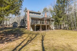 40 Edna Ln, North Yarmouth, ME 04097