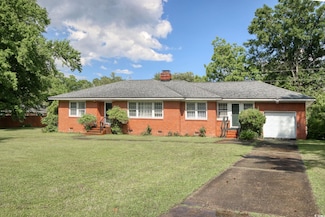 2004 Seitter St, Georgetown, SC 29440