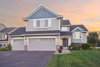 1385 Ridge Ln, Shakopee, MN 55379