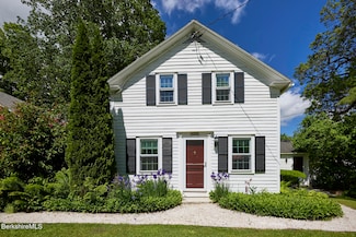 220 N Plain Rd, Great Barrington, MA 01230