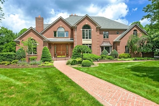 3913 Bridgewood Cir, Murrysville, PA 15668
