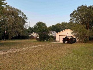 211 County Highway 425 E, La Porte, IN 46350