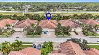 13406 Kent St, Naples, FL 34109