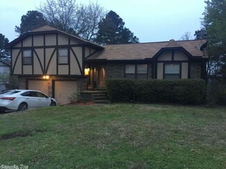 12821 Southridge Dr, Little Rock, AR 72212