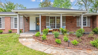 12153 Lake Constance Dr, Saint Louis, MO 63146