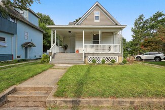 705 S State St, Champaign, IL 61820