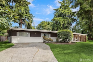 1816 114th Ave NE, Bellevue, WA 98004