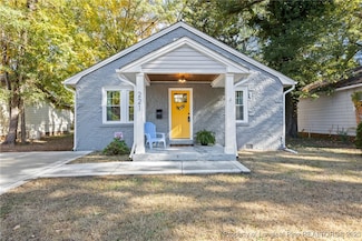 221 Sedberry St, Fayetteville, NC 28305