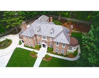 201 Hyslop Rd, Brookline, MA 02445