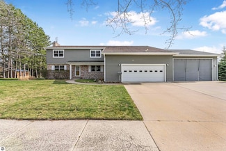 800 Evart St, Cadillac, MI 49601