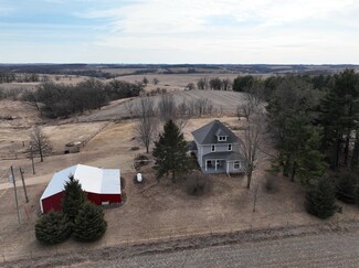 6267 County Line Rd, Mineral Point, WI 53565