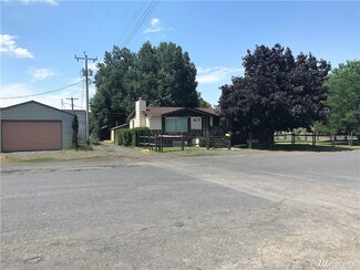 12 SW Broadway St, Wilbur, WA 99185