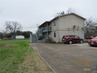 1670 Terminal Loop Rd, McQueeney, TX 78123