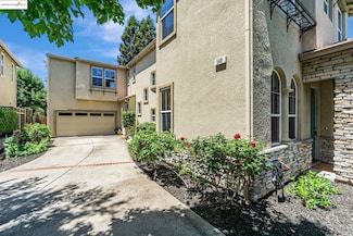 548 Gabriel Ct, Walnut Creek, CA 94597