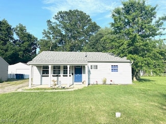 4531 Riverside Dr, Lorain, OH 44055