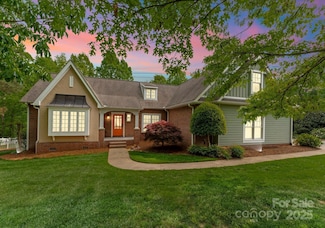 174 Buffalo Creek Dr, Statesville, NC 28677