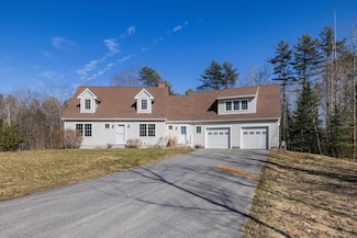 16 Trailside Dr, Arundel, ME 04046