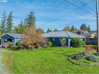 1713 Maple St, Myrtle Point, OR 97458