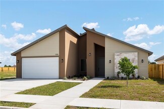 1006 Broken Arrow Dr, Alamo, TX 78516
