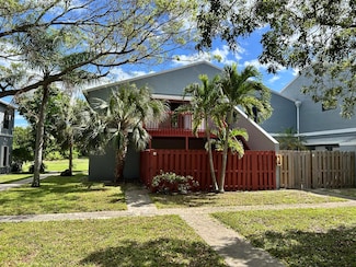 23 Crossings Cir Unit E, Boynton Beach, FL 33435