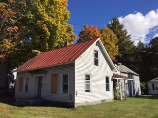 471 S Main St, Northfield, VT 05663
