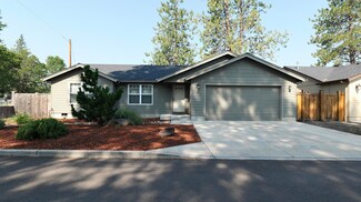 12 Sloan's Way, Shady Cove, OR 97539