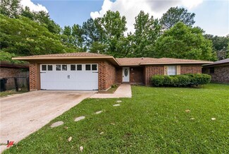 3907 Liaison Dr, Shreveport, LA 71108