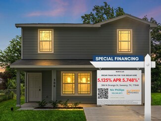 306 N Orange St, Sweeny, TX 77480