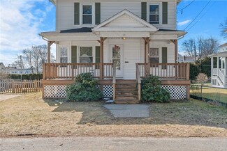 10 Gendron St, West Warwick, RI 02893