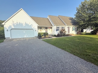 6 Gates St, Monson, MA 01057