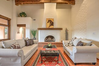 18 Rivendell Ln, Los Lunas, NM 87031