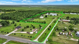 9355 Fm 365 Rd, Beaumont, TX 77705
