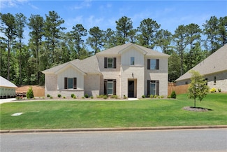 118 Merlin St, Opelika, AL 36801