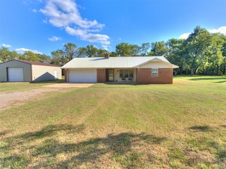 17091 Winding Creek Dr, Newalla, OK 74857