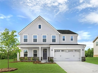 1146 Woodmont Ln, Catasauqua, PA 18032