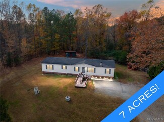 3841 Roots Dr, Sandston, VA 23150